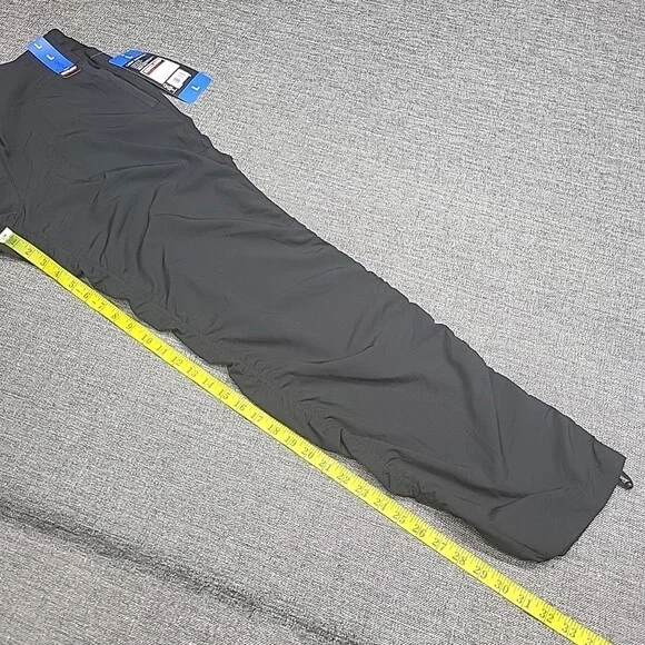 Kirkland Signature Women's Active Pants with Pockets Large Size Black - Picture 4 of 9